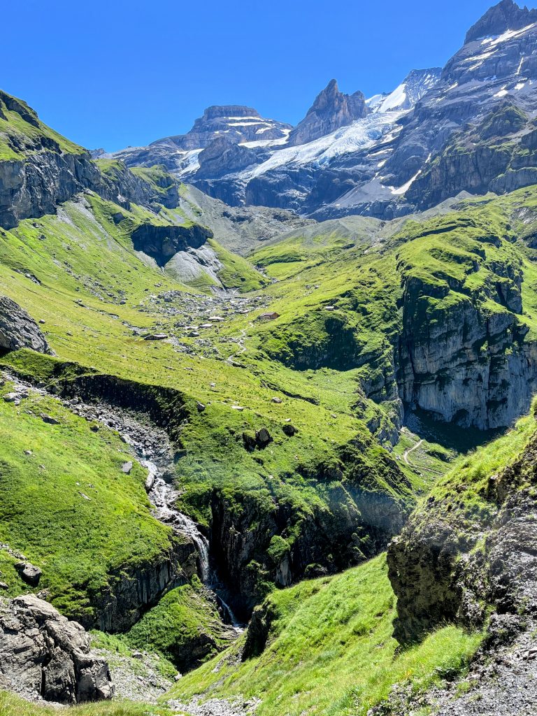 wanderung_via_alpina_blüemlisalphütte_kandersteg_