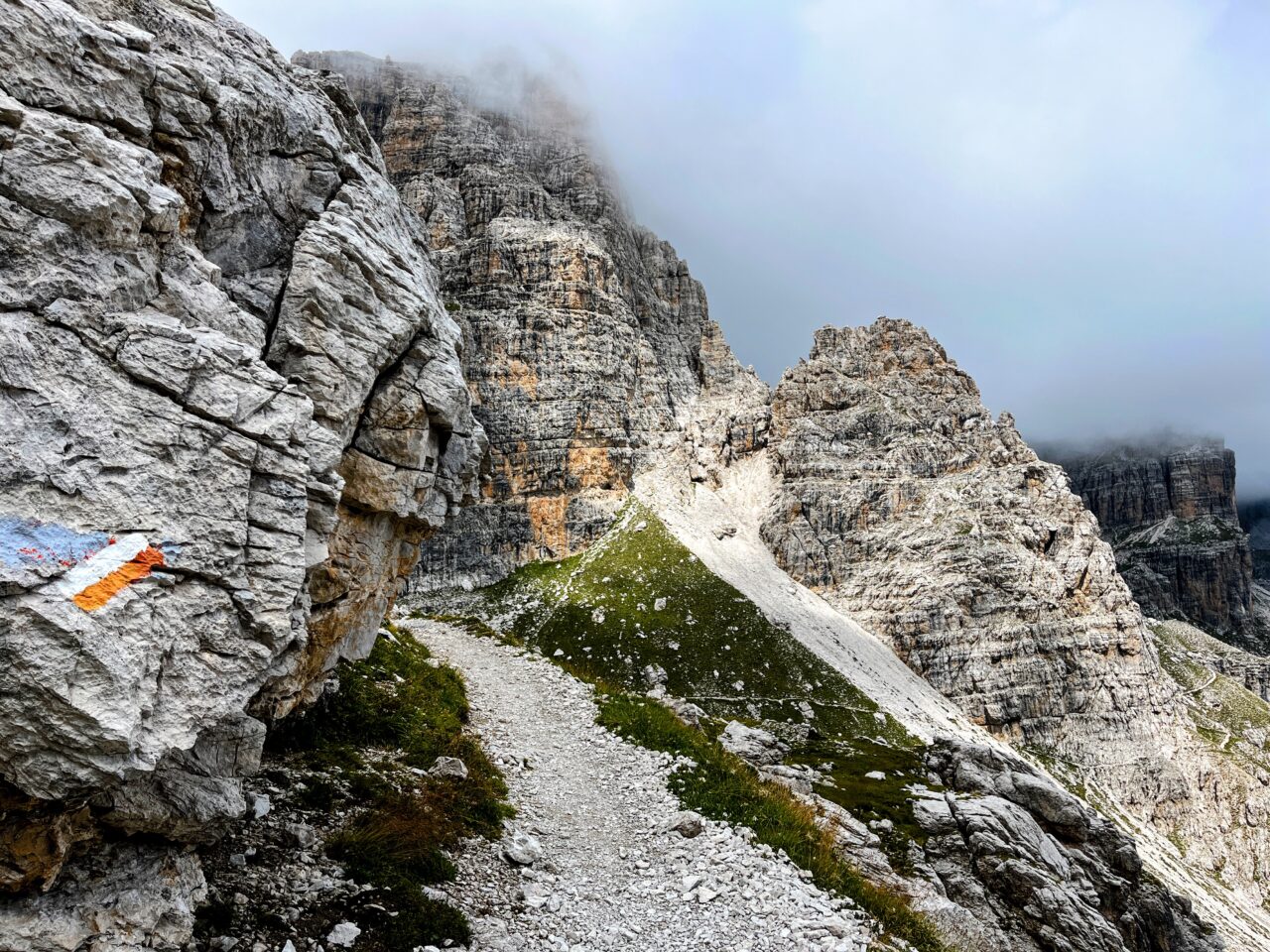 wanderung-rifugio-pedrotti-