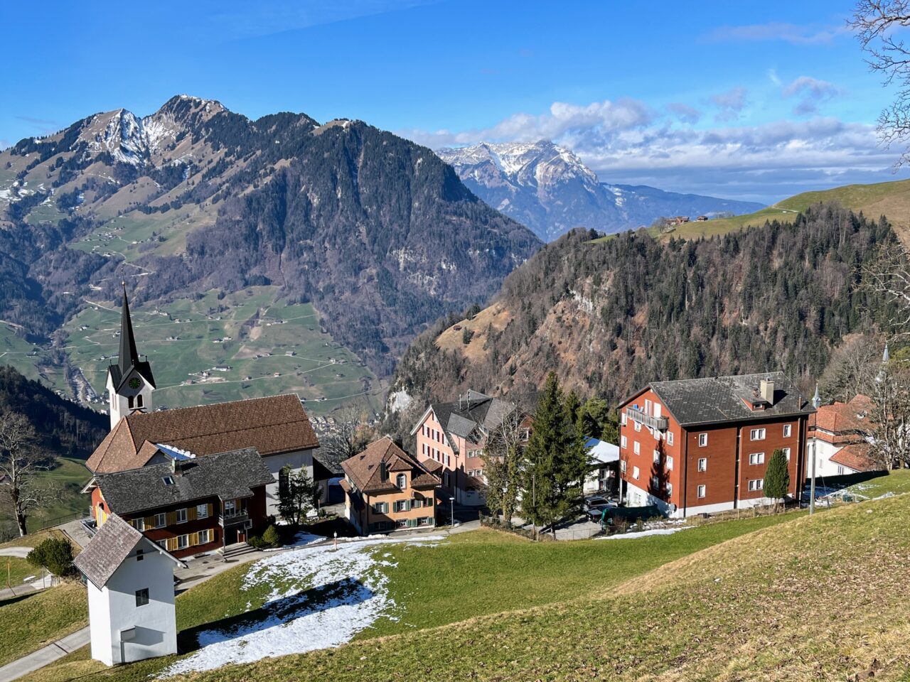 schneeschuhwanderung-brisenhaus-