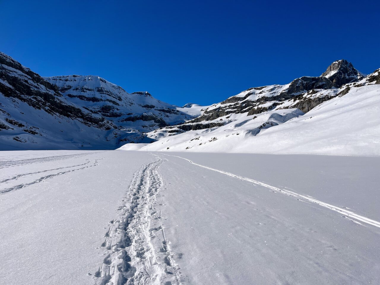 schneeschuhtour_wildstrubel_lämmerenhütte_