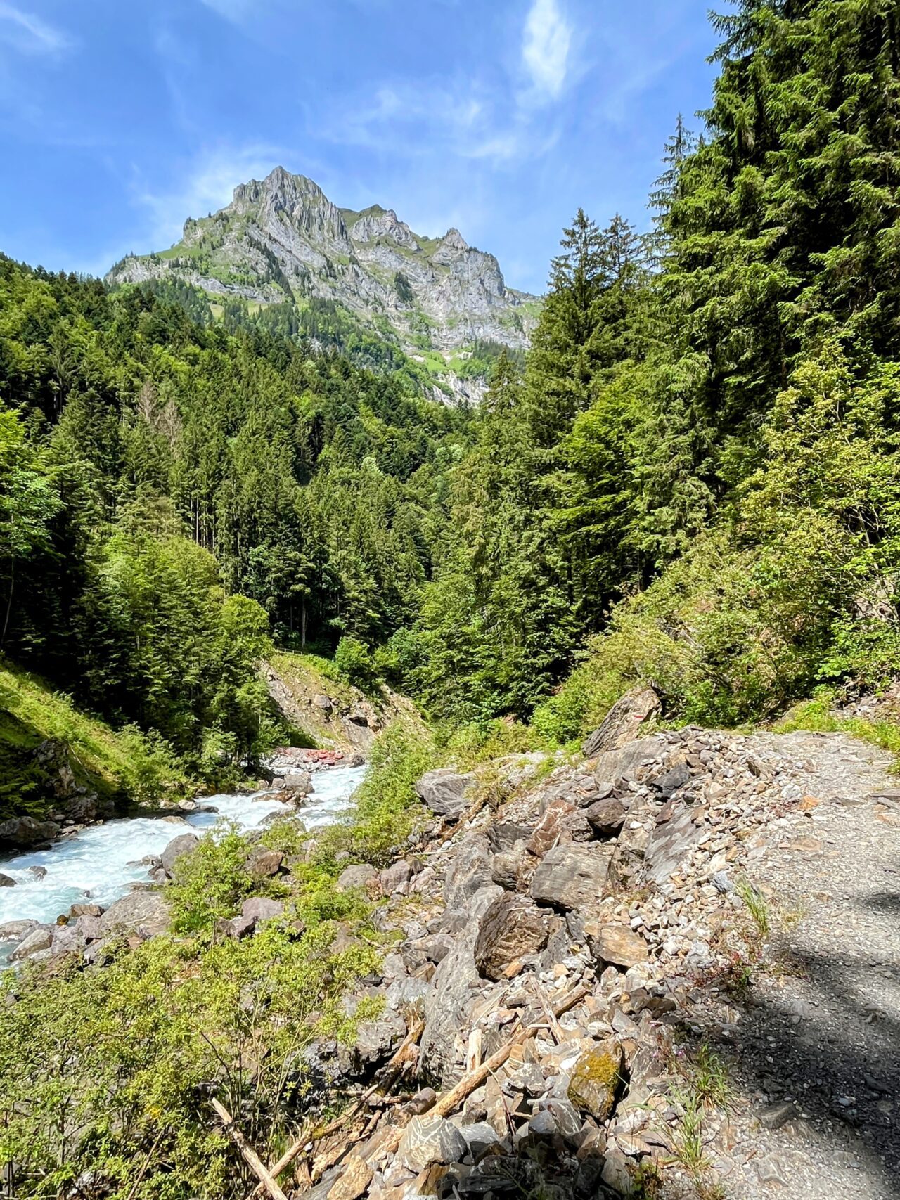wanderung_grafenort_engelberg_durch_die_aaschlucht_