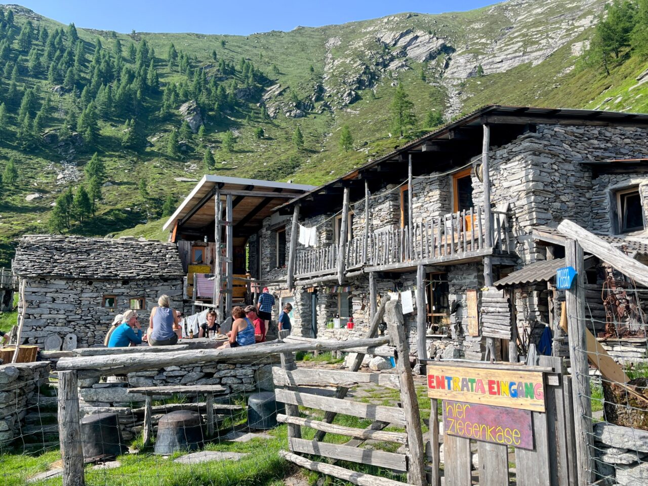 Wanderung_Alta_Via_Vallemaggia_Cimetta_Nimi_Brione_
