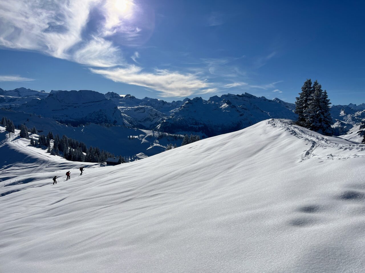 schneeschuhtour_laucherenstoeckli_ibergeregg_brunni_