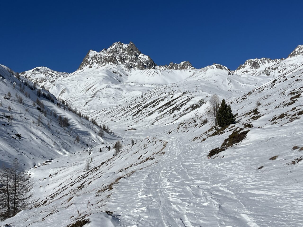 schneeschuhwandern_madulain_eschahuette_