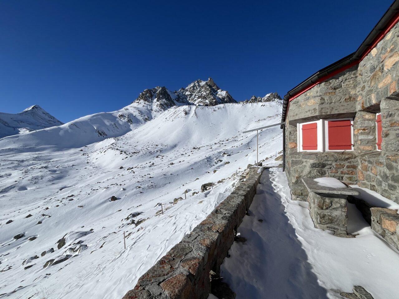 schneeschuhwandern_madulain_eschahuette_